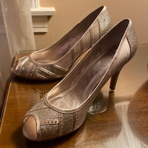 Adrian Papell size 9.5 formal shoes